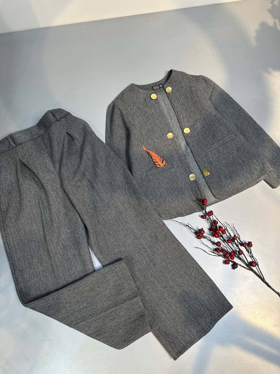 کت شلوار فوتر کج راه زنانه